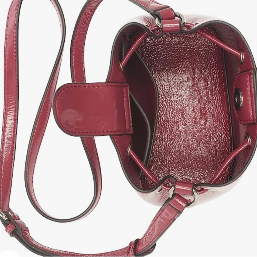 💕Calvin Klein Mini Draw String Bag ~ NWT Vegan leather. Color amazing. - Picture 11 of 14